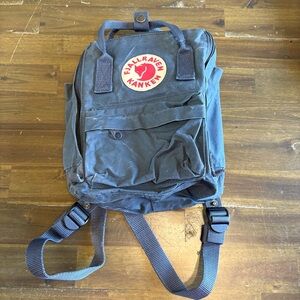 FJALLRAVEN KANKEN Mini Backpack Blue Navy Distressed Logo Travel Everyday